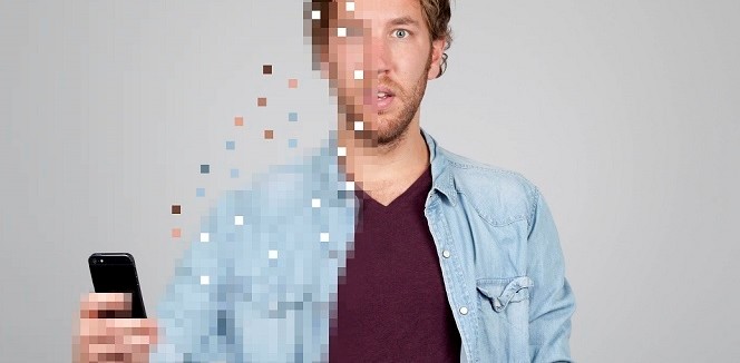 https://www.ubboemmius.nl/wp-content/uploads/2025/08/2025-08-26-Theaterbezoek-ONS-over-online-gedrag.jpg